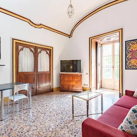 Historic Center Apartment